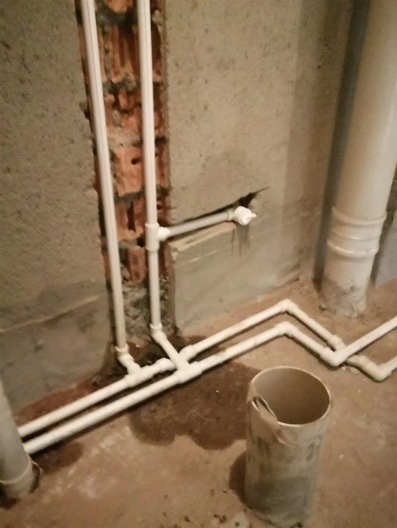 透地熱，電工，暖氣維修鉆眼木瓦工大白工砸墻